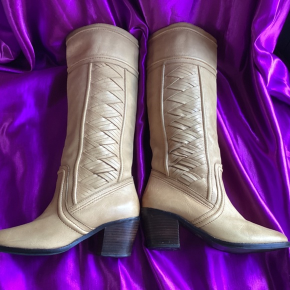 Tan Creamy Leather Fossil High Boots - Picture 13 of 14